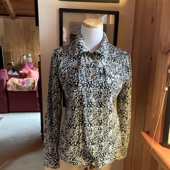 ISAAC MIZRAHI LIVE! Black and Cream Leopard Jacquard Knit Jacket – S - Picture 2 of 12